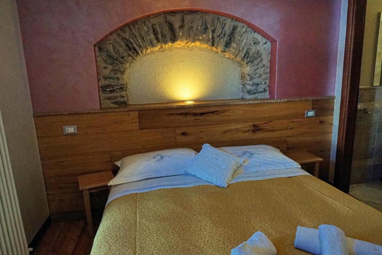 Pensione Albergo Diffuso Ceaglio Valle Maira Marmora Exterior foto