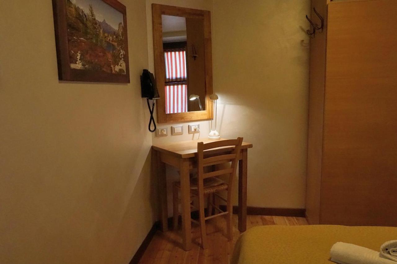 Pensione Albergo Diffuso Ceaglio Valle Maira Marmora Exterior foto